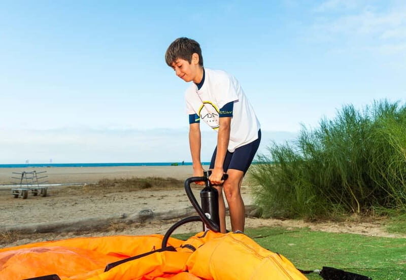 Tarifa, Cadiz: Wingfoil lessons for all levels. Children and adults - The Experience on Water