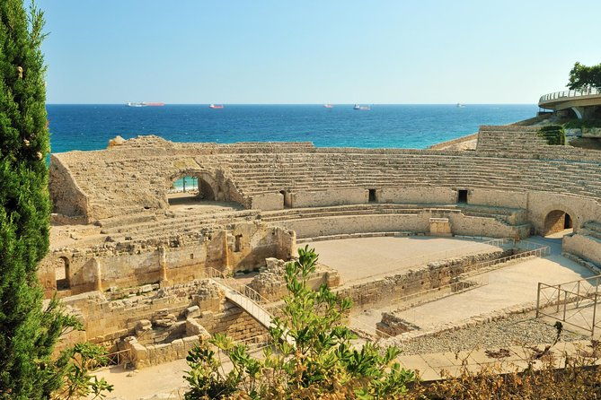 tarragona-and-sitges-tour-with-small-group-and-hotel-pick-up