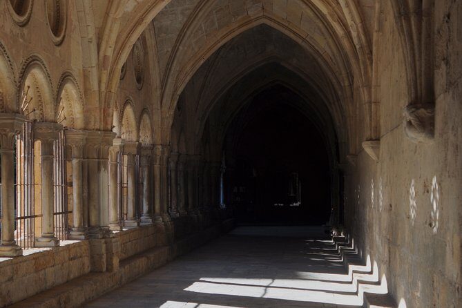 Tarragona Highlights Private Tour - Stop 4: The Amphitheatre – Roman Spectacle by the Sea