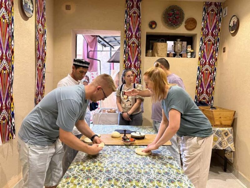 Tashkent: Bake Uzbek Bread + Chorsu Bazaar - What’s Included and the Practical Side