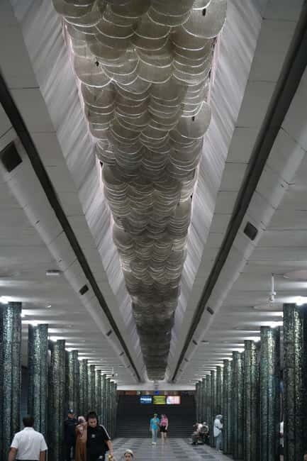 Tashkent city Night Tour with Dinner & Free Pro Photography - Discovering the Iconic Metro Stations