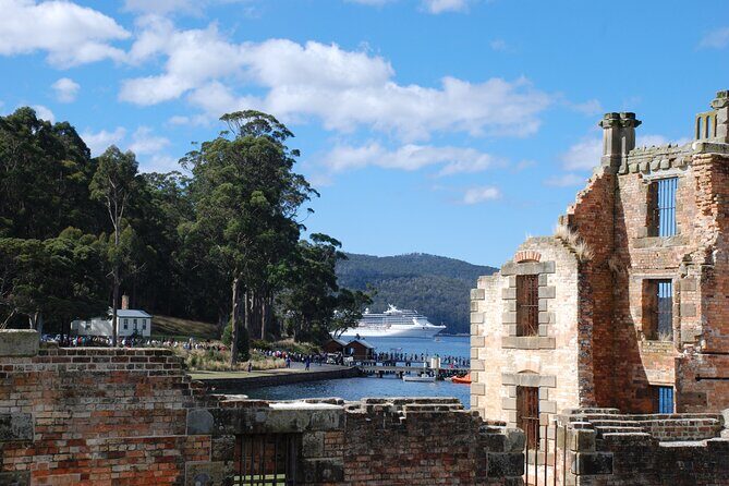 Tasmania 8 Day - Tour in Circle - Practical Considerations