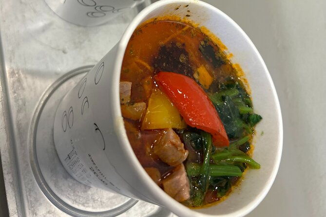 taste-and-compare-multiple-mini-ramen-tokyo-shibuya-tour