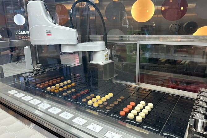 taste-and-compare-multiple-mini-ramen-tokyo-shibuya-tour