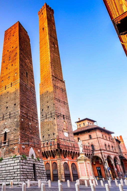 taste-bolognas-culinary-treasure-with-a-local