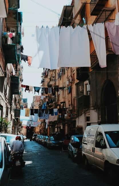 Taste Naples in ten tastings. - The Sum Up