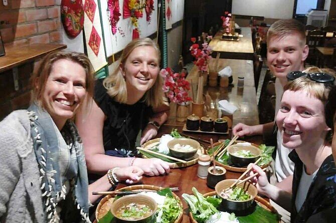 Taste of Hanoi Old Quarter Food Walk with a Local - Key Points