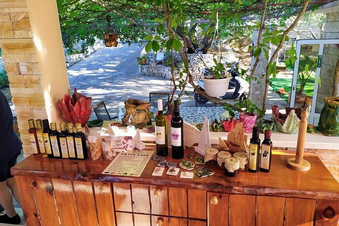 taste-of-korcula-by-mountain-bike-tour-local-produce-tasting