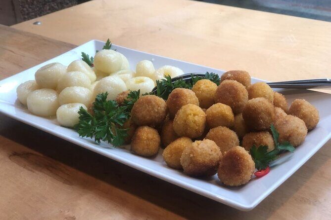 Taste of Poland - Old Town food tour and guided walk in one - Why This Tour Works