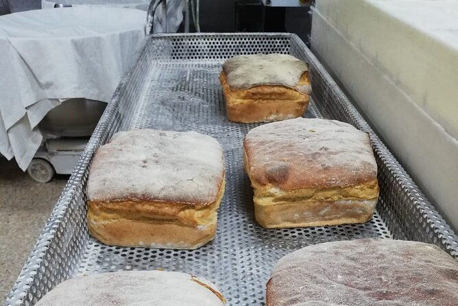 taste-of-sintras-wonders-wine-tapas-tasting-private-tour