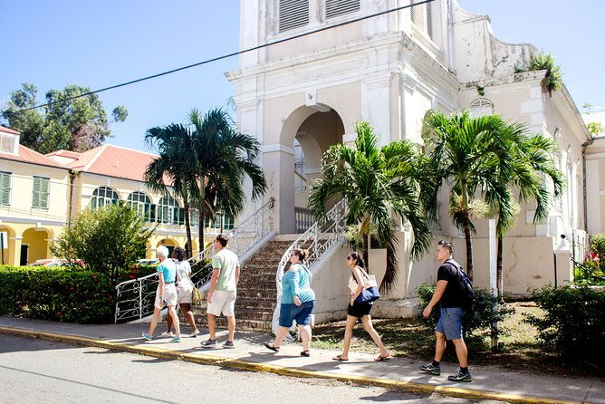taste-of-twin-city-food-tour-with-vi-food-tours