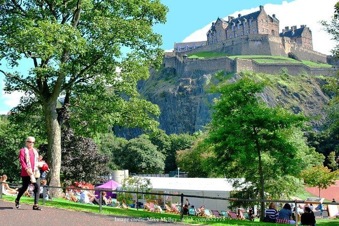 taste-the-best-scottish-ales-rose-street-private-pub-tour