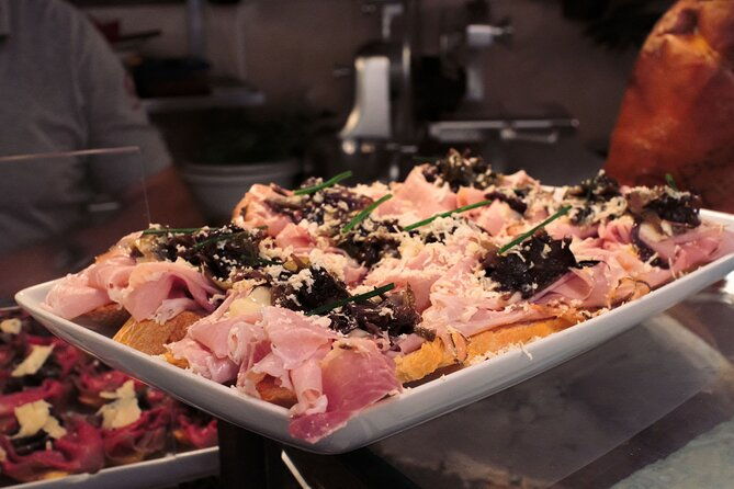 tastes-traditions-of-venice-food-tour-with-rialto-market-visit