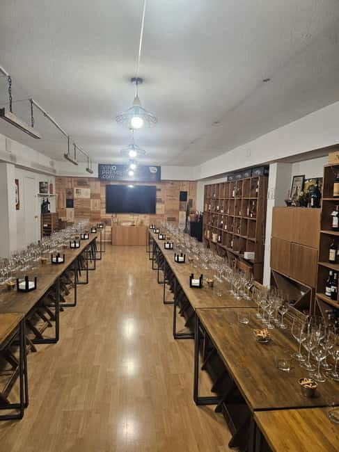 Tasting 3 glasses of wine + 3 tapas - The Bottom Line
