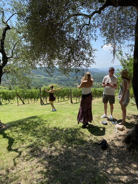 tasting-in-a-tuscan-vineyard-with-transfer-from-pisa-2