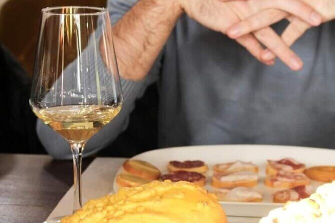 Tasting of 7 wines in the Langhe and visit to the cellar - A Taste of Piedmont: Wine Tasting and Cellar Visit in the Langhe