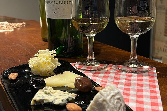 tasting-of-bordeaux-white-wines-wine-and-cheese-pairing