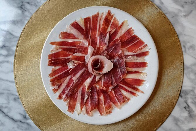 tasting-of-iberian-hams-with-wine-or-cava-pairing