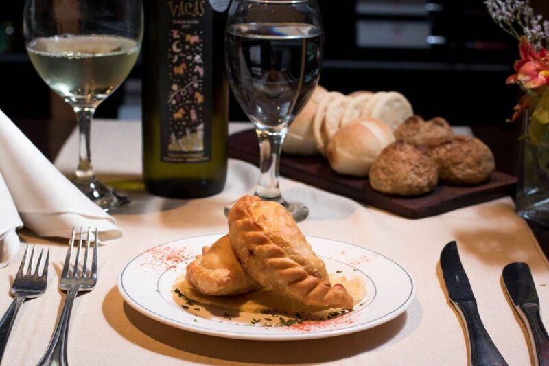 tasting-of-regional-wines-in-mansion-tango