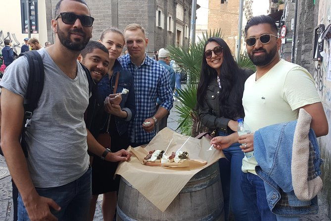 tasty-naples-street-food-tour-of-musteat-gourmet-specialties-and-mustsee-sites