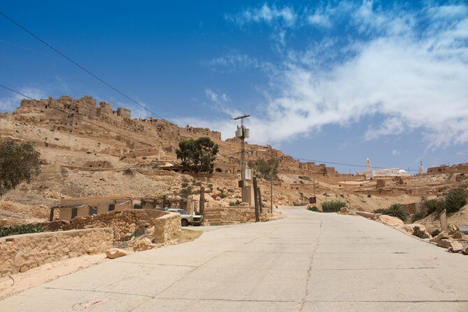 Tataouine - Chenini 1 day: Discovery of Ksours and Berber villages - An In-Depth Look at the Tour Experience