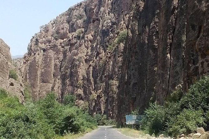 tatev-shaki-waterfall-noravank-wine-tasting-khor-virap
