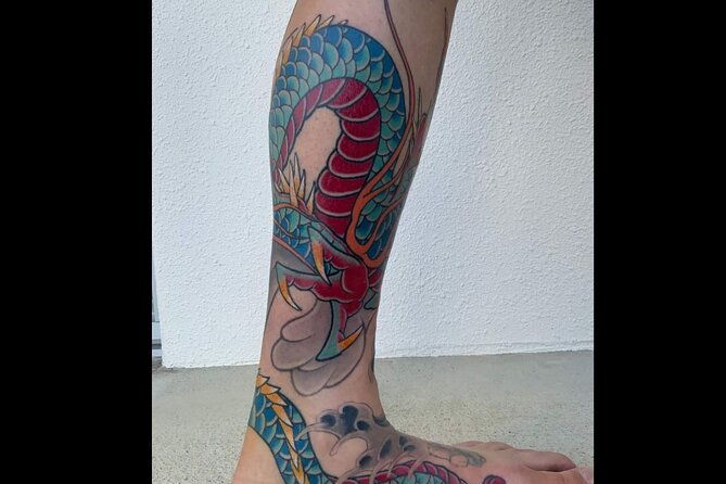 tattoo-friendly-open-air-onsen-drink