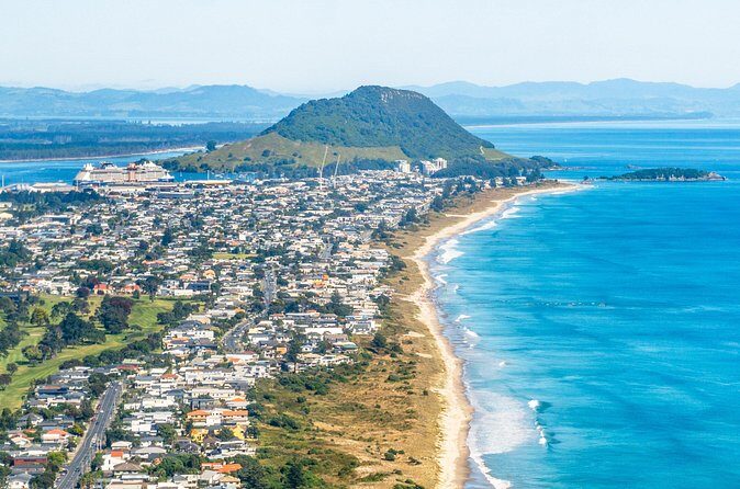 Tauranga Scenic Flights 30 Minute Flight over Mount Maunganui - The Sum Up