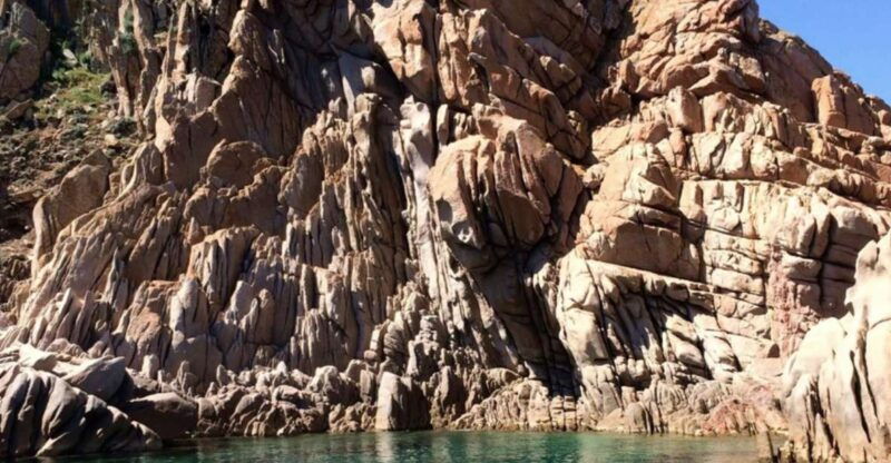 tavolara-snorkeling-in-the-marine-park