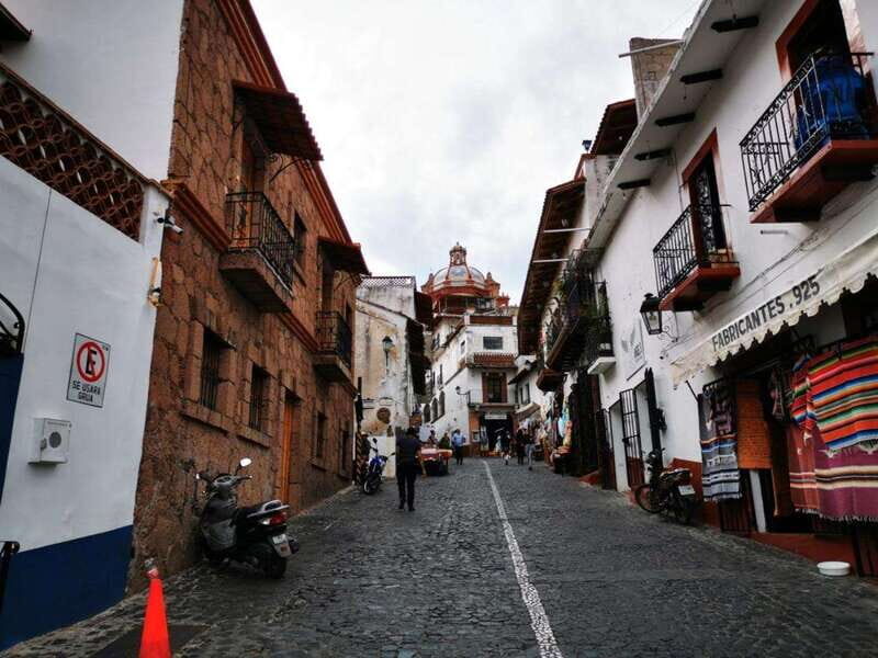 Taxco tour from Mexico City: & Xochicalco Pyramids - FAQ