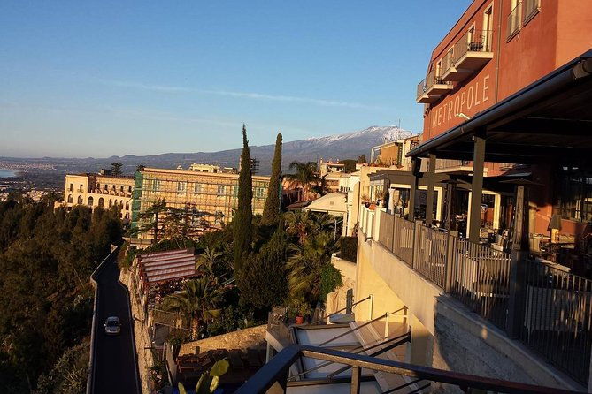 taxi-from-and-to-giardini-naxos-taormina-letojanni-trappitello-or-vice-versa