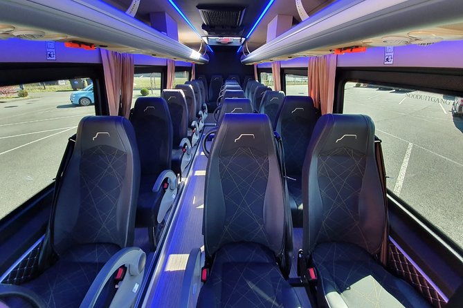 taxi-minibus-transfer-amsterdam-hotel-to-cruise-port-amsterdam