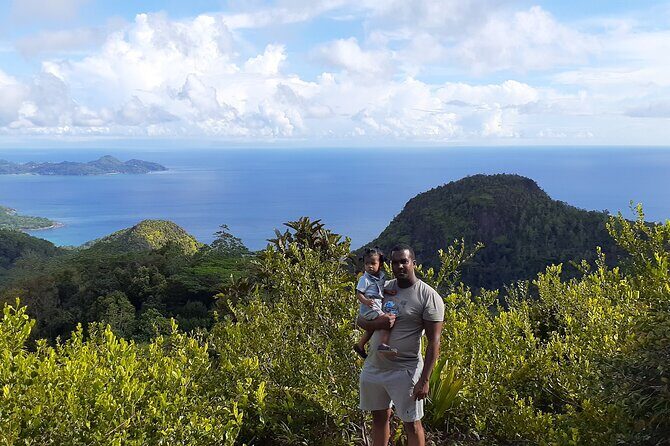 Taxi service & Mahe Island tours - Key Points