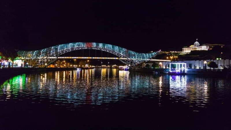 Tbilisi: 2-hours Midnight Express Guided Tour - Exploring the Nighttime Highlights