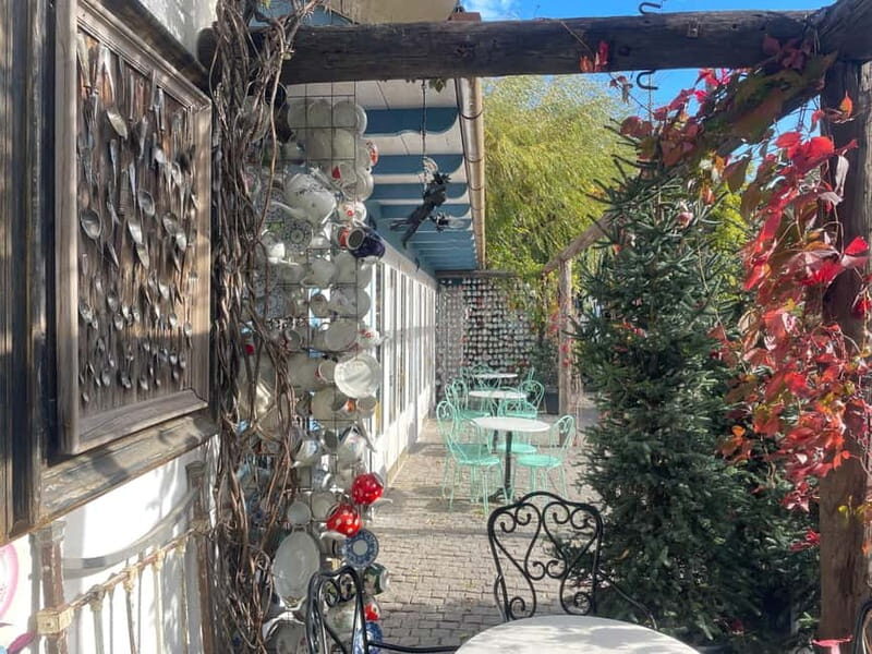 Tbilisi: Alternative (All Inclusive) City Tour, Lunch & Wine - Who Should Consider This Tour?