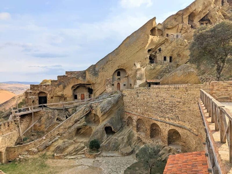 Tbilisi: David Gareji & Real Rainbow Mountains 4WD + Hike - FAQ