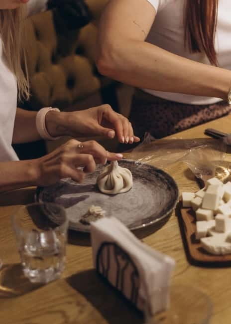 Tbilisi: Georgian Cooking Class with Khinkali and Khachapuri - The Atmosphere and Guide Quality