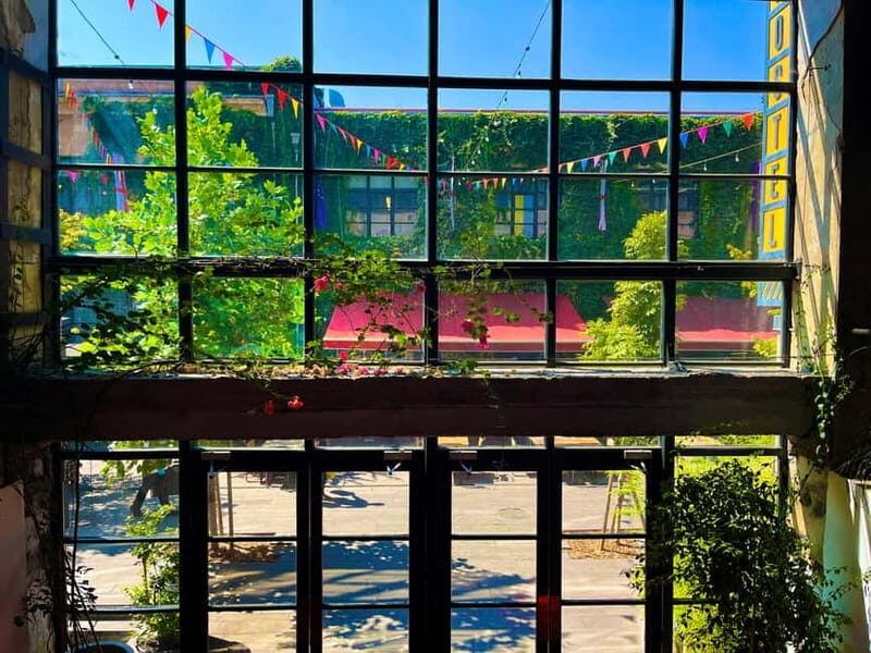 Tbilisi: Hidden Gems Walking Tour with Food & Wine Tastings - Key Points