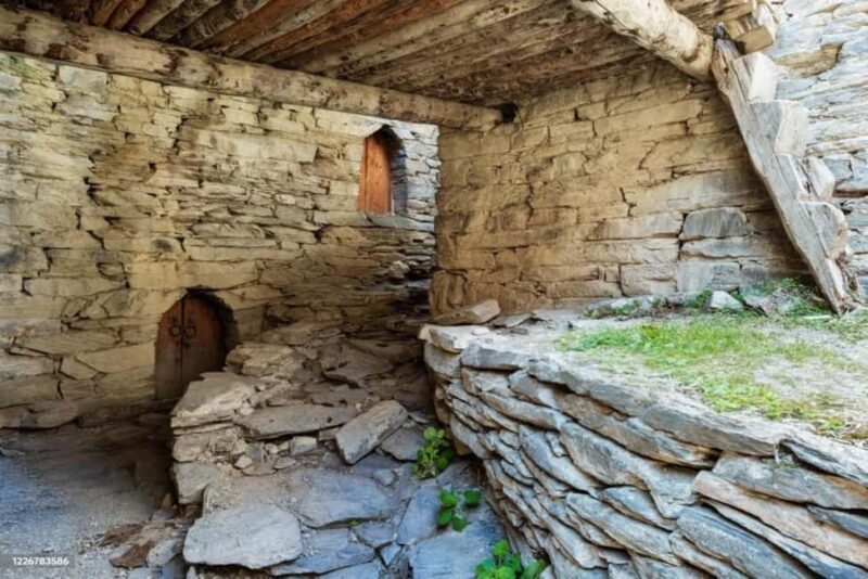 Tbilisi: Khevsureti Land of Legends Tour to Shatili-day tour - Including a Traditional Breakfast and Optional Food Stops