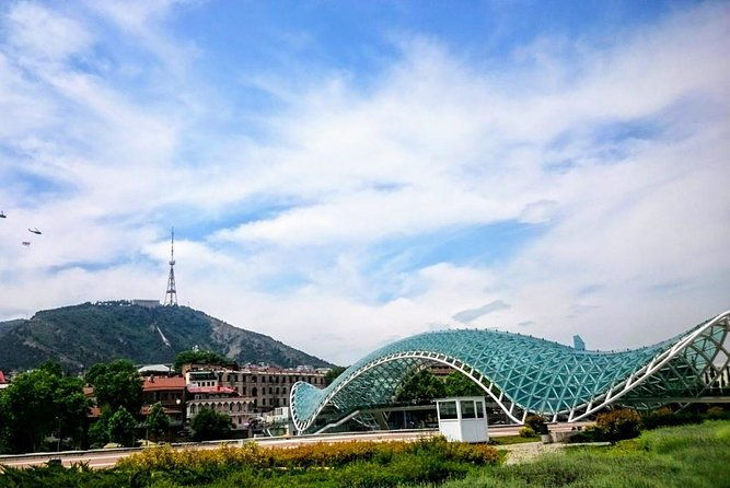 tbilisi-mtskheta-bus-tour-hop-on-hop-off