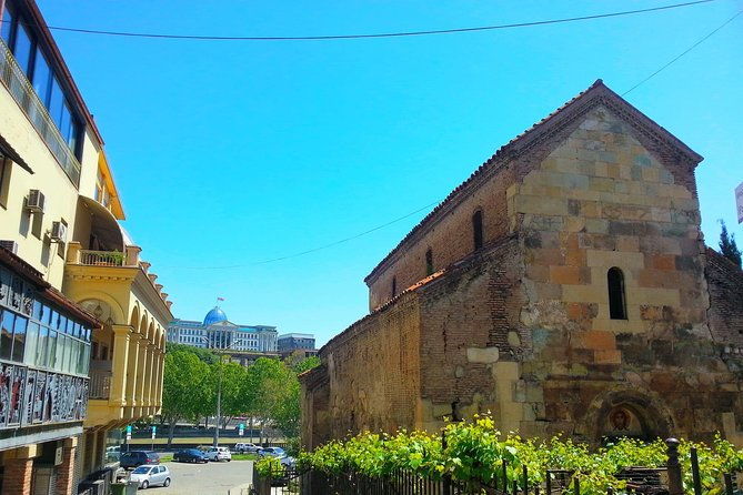 tbilisi-mtskheta-jvari-full-city-tour-on-hop-on-hop-off-bus