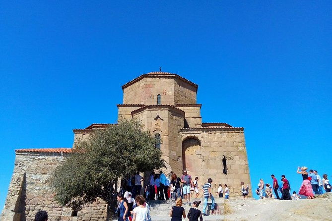 tbilisi-mtskheta-jvari-full-city-tour-on-hop-on-hop-off-bus