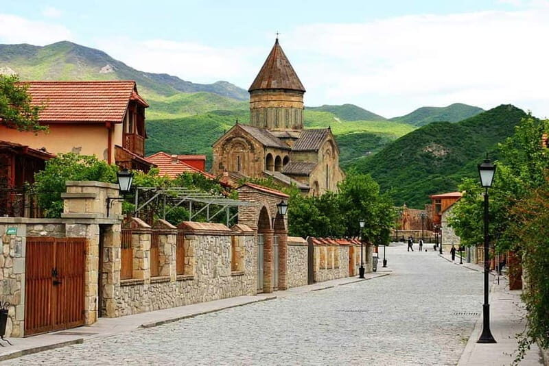 Tbilisi: Mtskheta, Jvari, Svetitskhoveli, & Samtavro Tour - Svetitskhoveli Cathedral: The Heart of Georgian Christianity
