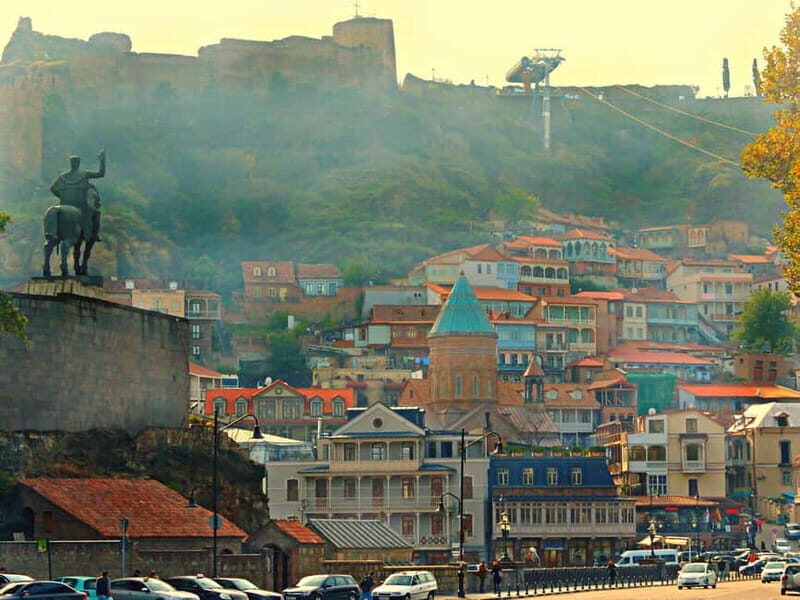 Tbilisi: Old & New city, Guided tour with 12 Tastings - Key Points