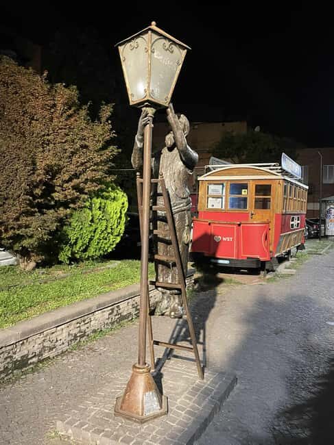 Tbilisi: Old Town Evening Walking Tour - Key Points
