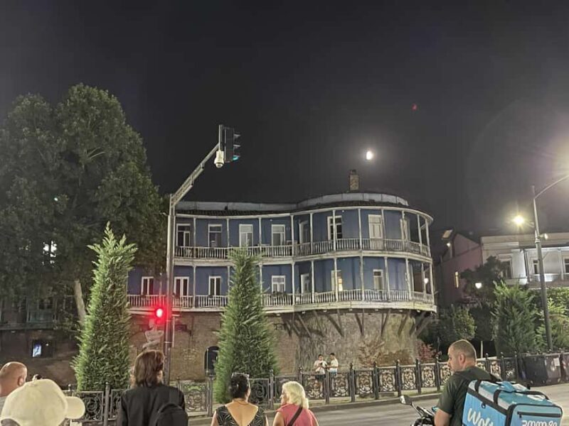 Tbilisi: Old Town Evening Walking Tour - The Itinerary Breakdown: What to Expect on Your Evening in Tbilisi