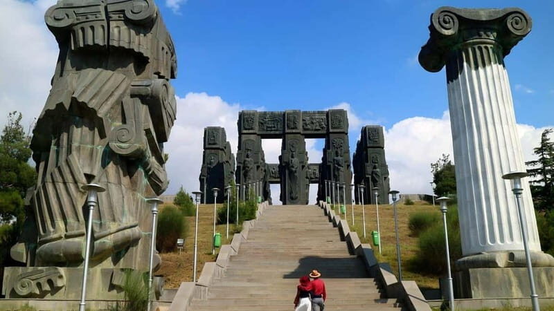 Tbilisi to Kakheti Sighnaghi & Chronicles of Georgia Group - What Makes This Tour Special?