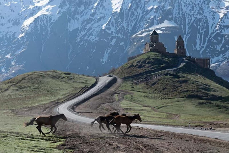 Tbilisi to Kazbegi: Journey to the Georgian Highlands - A Detailed Look at the Experience