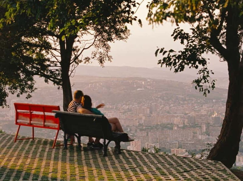 Tbilisi: Urban Hotspots Guided Tour w/ Cable Car & Funicular - First Impressions and Overall Experience