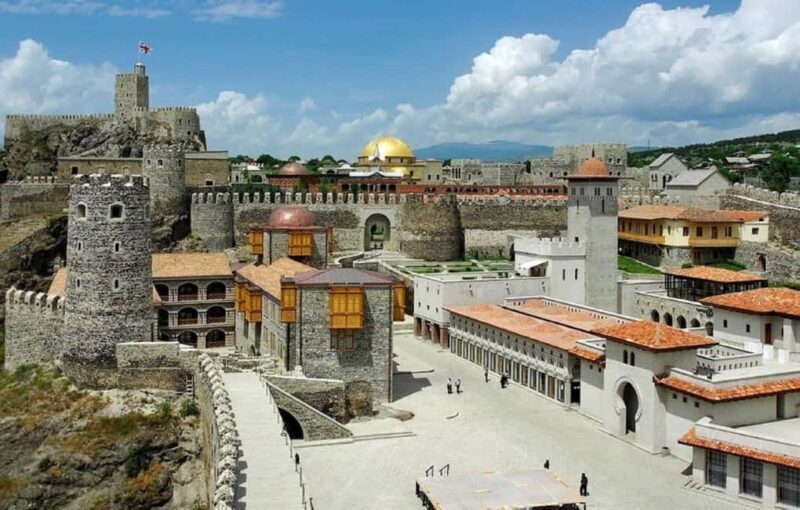 Tbilisi: Vardzia Caves, Rabati Castle and Borjomi Day Trip - Key Points